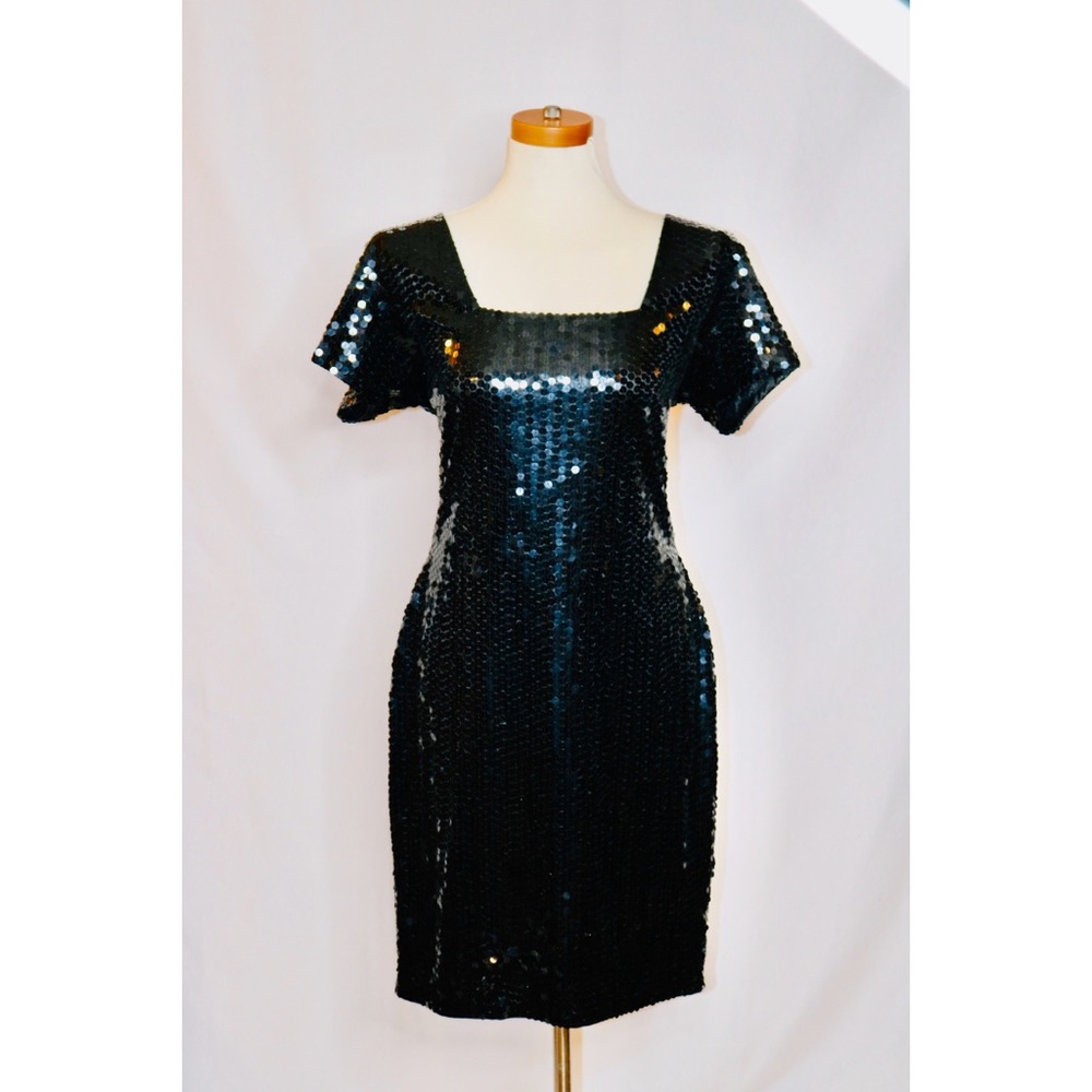 Nite Lite Black Sequins Knee Length Dress